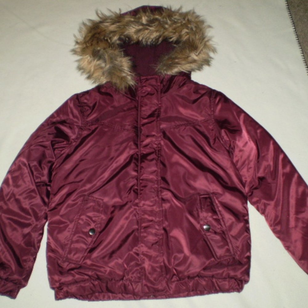 GIRLS SIZE: 14~BURGUNDY WINTER JACKET..ATTACHED HOOD/FAUX FUR TRIM~NWOT'S